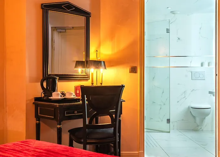 Hotel de L'Empereur Paris